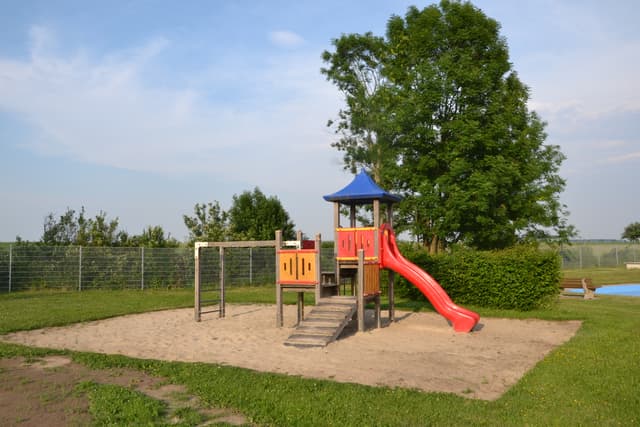 Spielplatz 02